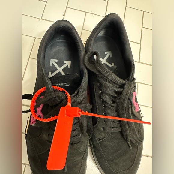 OFF-White Vulc Low Black Fuchsia Sneakers size 42 - Picture 6 of 12